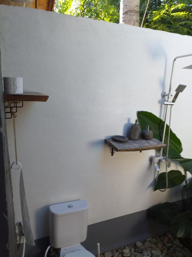 The Geckos Homestay Келимуту Экстерьер фото